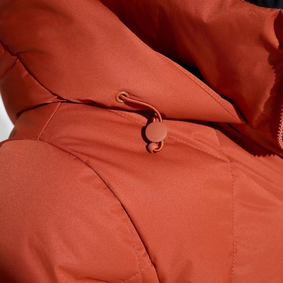 005. NWT Mondetta  MSRP $300 P2P 24 - Picture 5 of 6